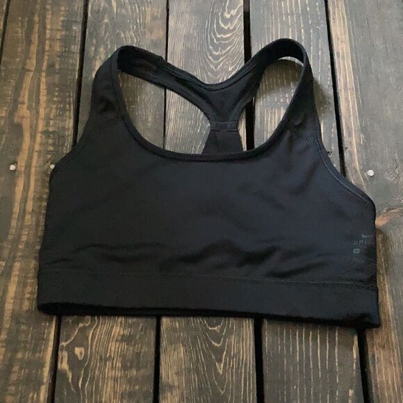 NIke Victory Black/White Compression Medium-Impact Sports Bra - Picture 9 of 12